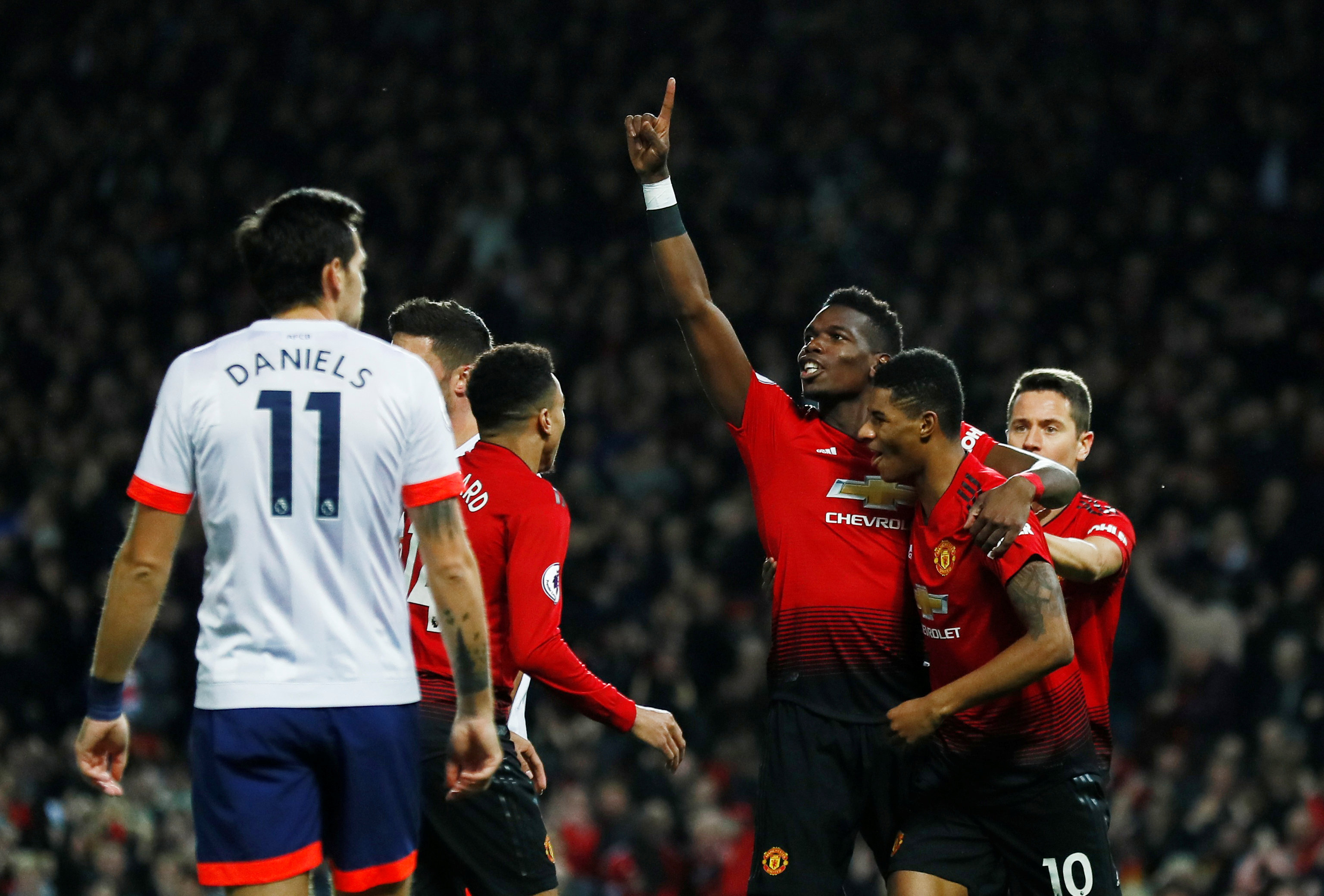 是球队锋线 是球队锋线